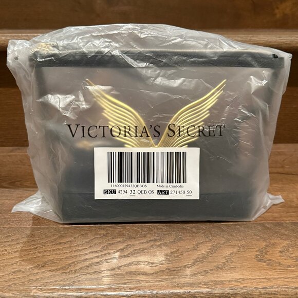 Victoria's Secret NWT Black and Gold Cosmetic 2-Piece Makeup Bag - Picture 2 of 7